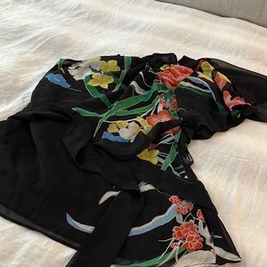 Cute Bebe one shoulder summer top